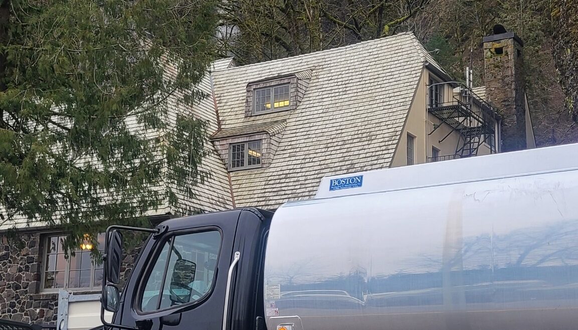 Star Oilco fuel delivery truck parked near Multnomah Falls Lodge in the Columbia River Gorge